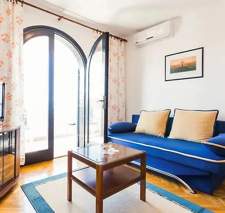 Mirella Apartment Kozino