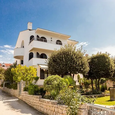 Appartement Mirella *