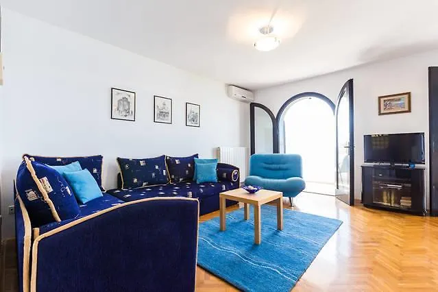 Apartamento Mirella Kožino