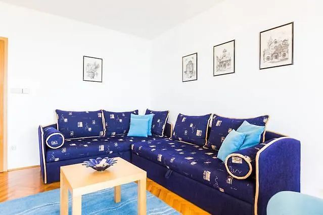 Apartamento Mirella *