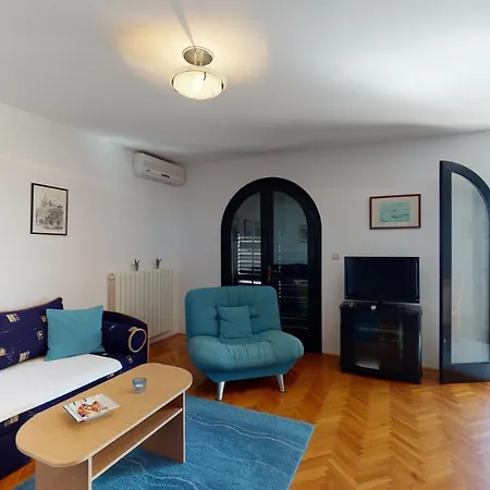 Apartament Mirella