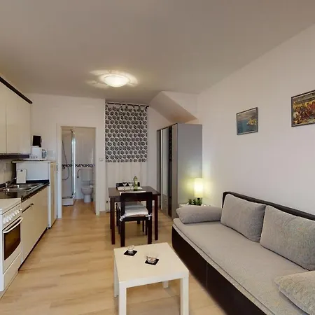 Mirella Apartmán *