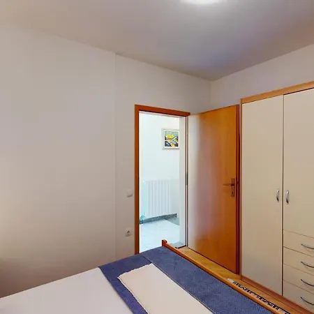 Mirella Apartament Kožino