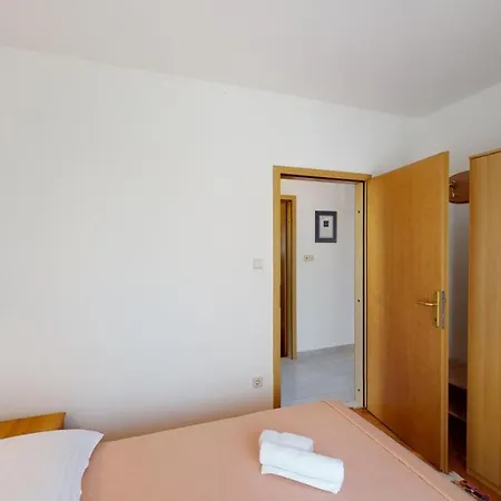 Apartament Mirella *