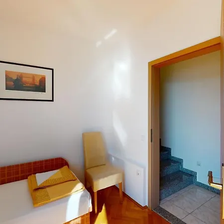 Mirella Apartament