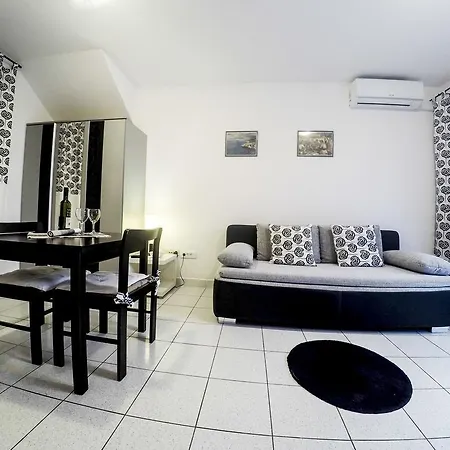 Mirella Apartament